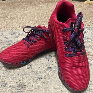 LIKE NEW low-top No Bull lifting shoes